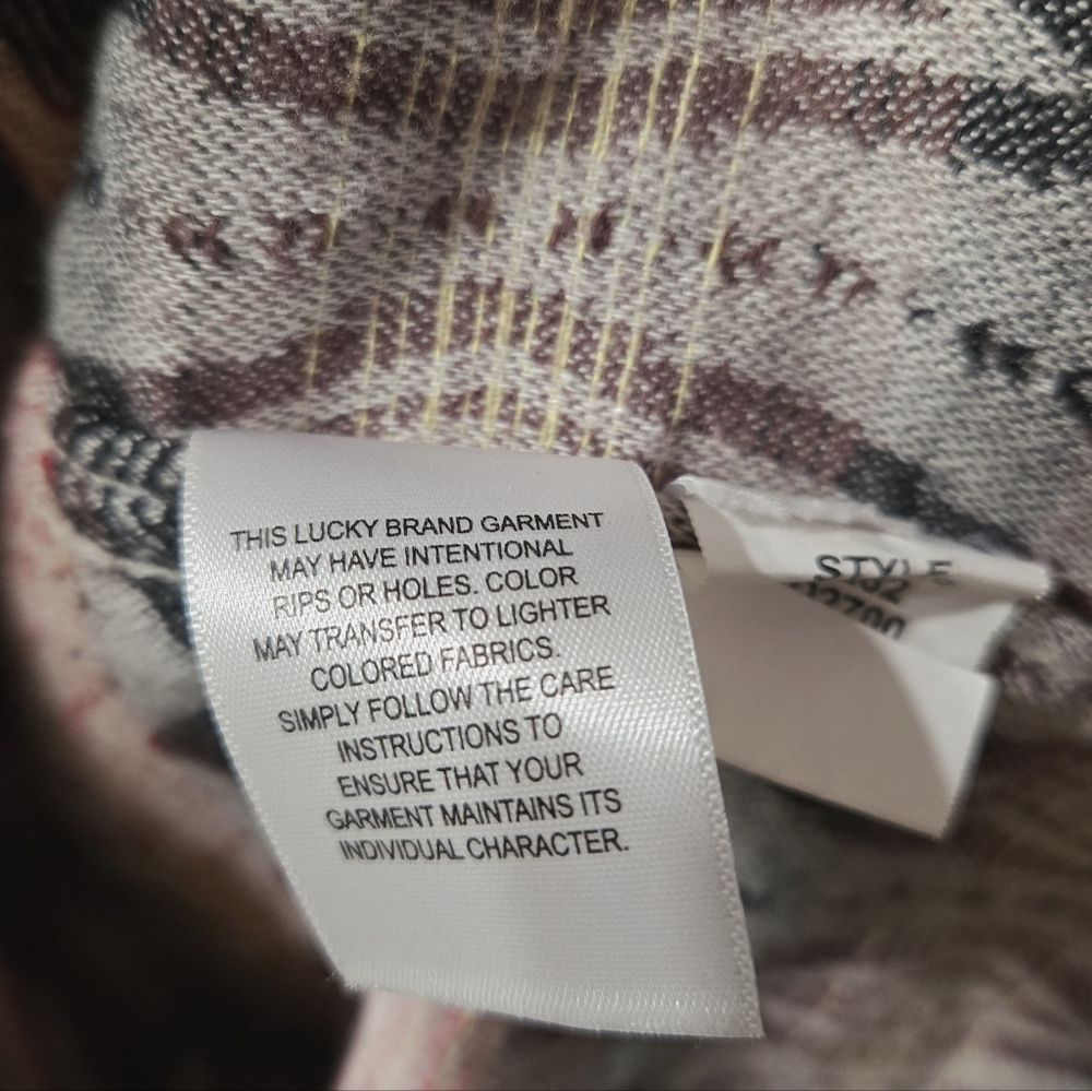 Lucky Brand Southwest Print Button Front Long Sleeve Shirt Size: Large - Picture 4 of 4